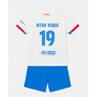 Barcelona Vitor Roque #19 Auswärts Trikotsatz Kinder 2023-24 Kurzarm (+ Kurze Hosen)